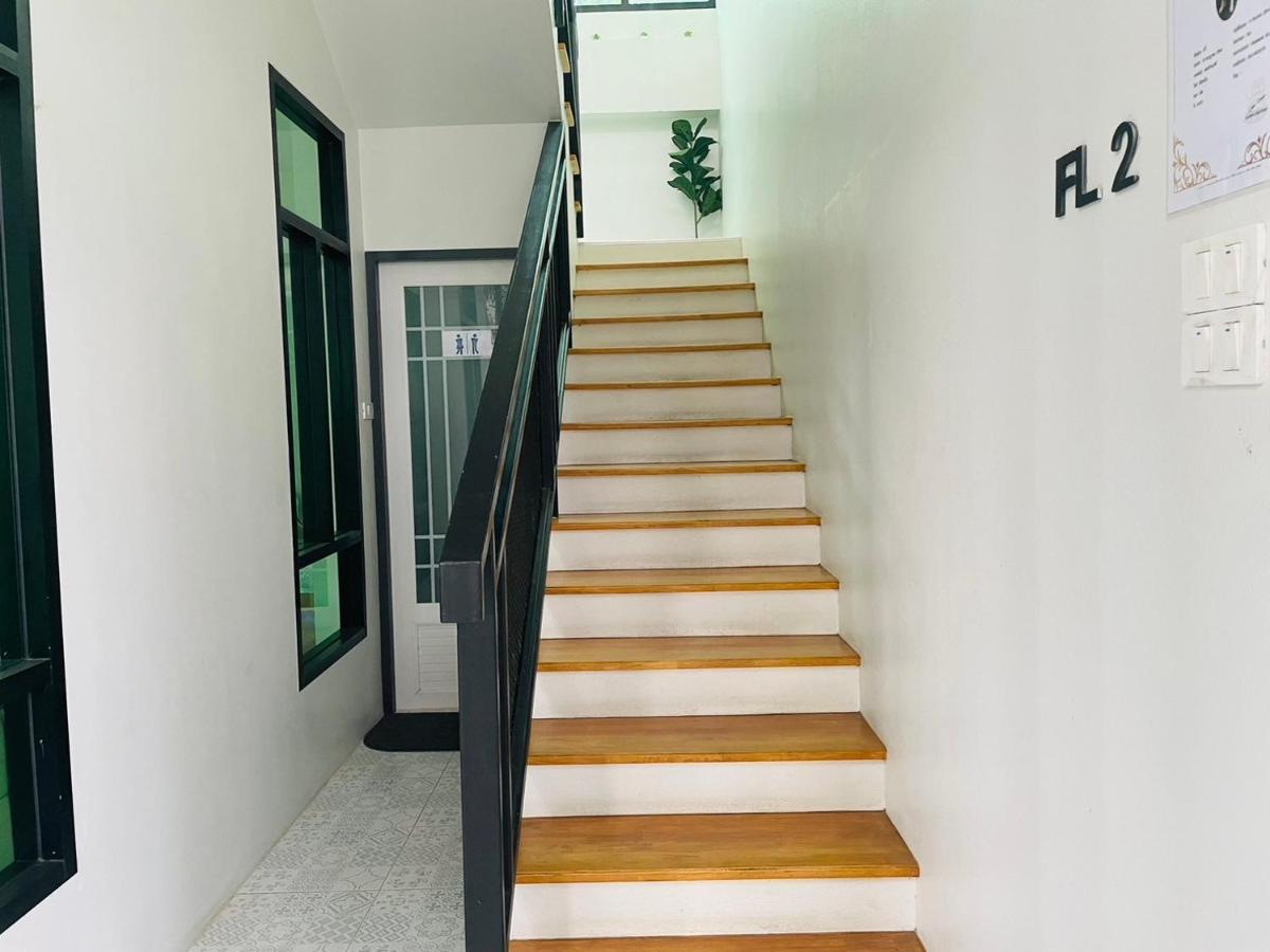 Sky View Home And Hostel Chiangmai Чиангмай Экстерьер фото