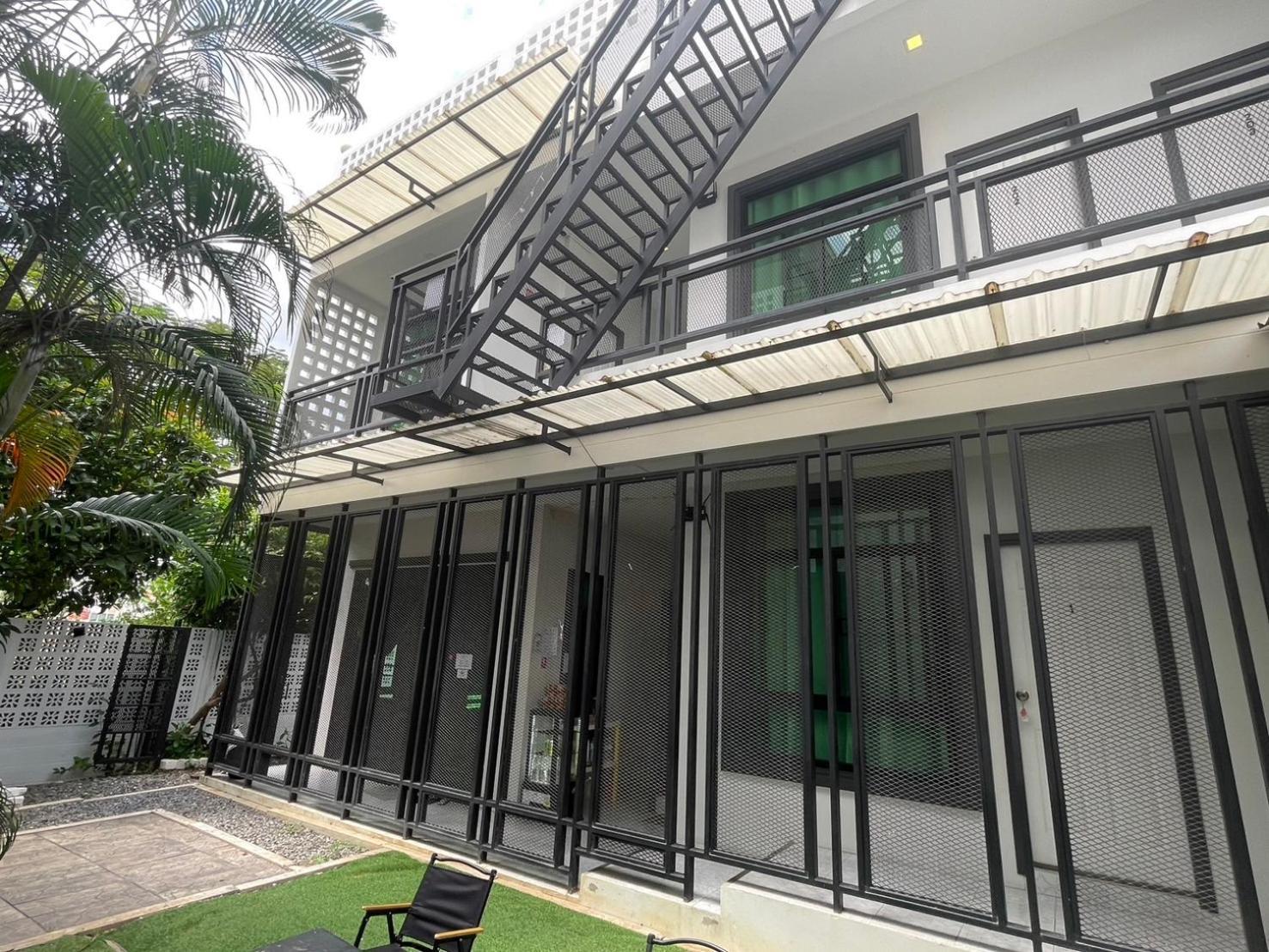 Sky View Home And Hostel Chiangmai Чиангмай Экстерьер фото
